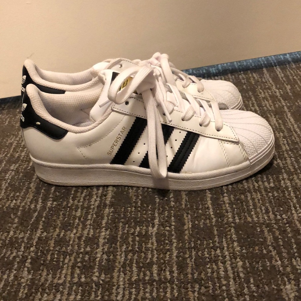 adidas Superstar